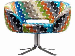 色彩飛濺 9款單椅呈現繽紛家居(上)