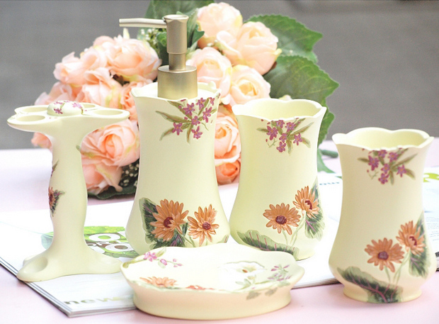 家居用品15款精美樹脂衛(wèi)浴套件