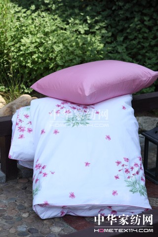 提籟雅2012秋冬新品絢麗上市