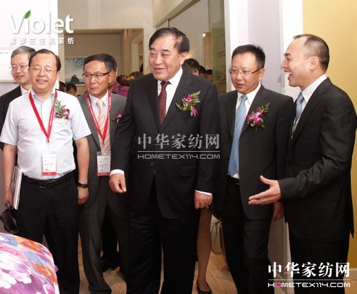 紫羅蘭生機家紡盛裝亮相2012家紡展