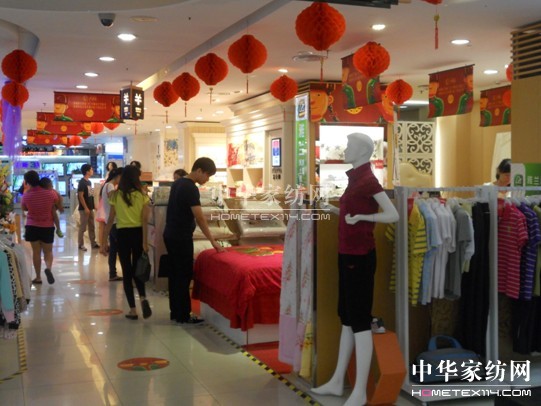 雅蘭福民天虹《人皆英雄》靜態(tài)展覽引熱議