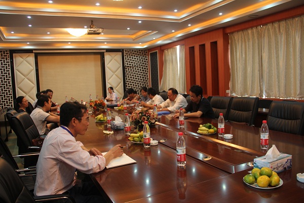 人大檢查組檢查雨蘭《勞動法》落實情況