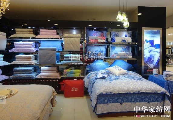 雨蘭在北京房山區炫耀上演