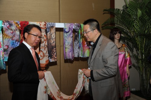 產學研合作的現場孵化器