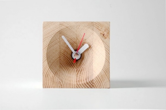 Focus簡約創(chuàng)意小鬧鐘