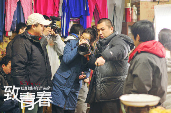 趙薇首曝《致青春》劇照風格懷舊