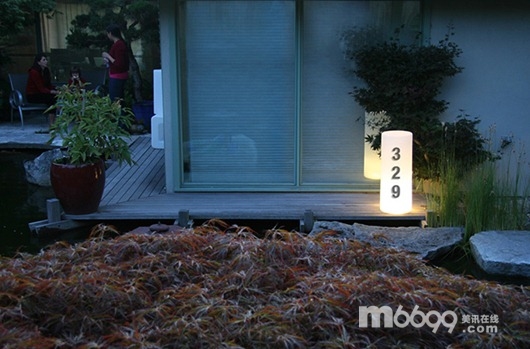 Rotoluxe:照明桌設(shè)計(jì)