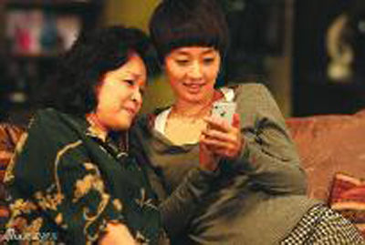 3����Ů���� �����R���P�F���f��