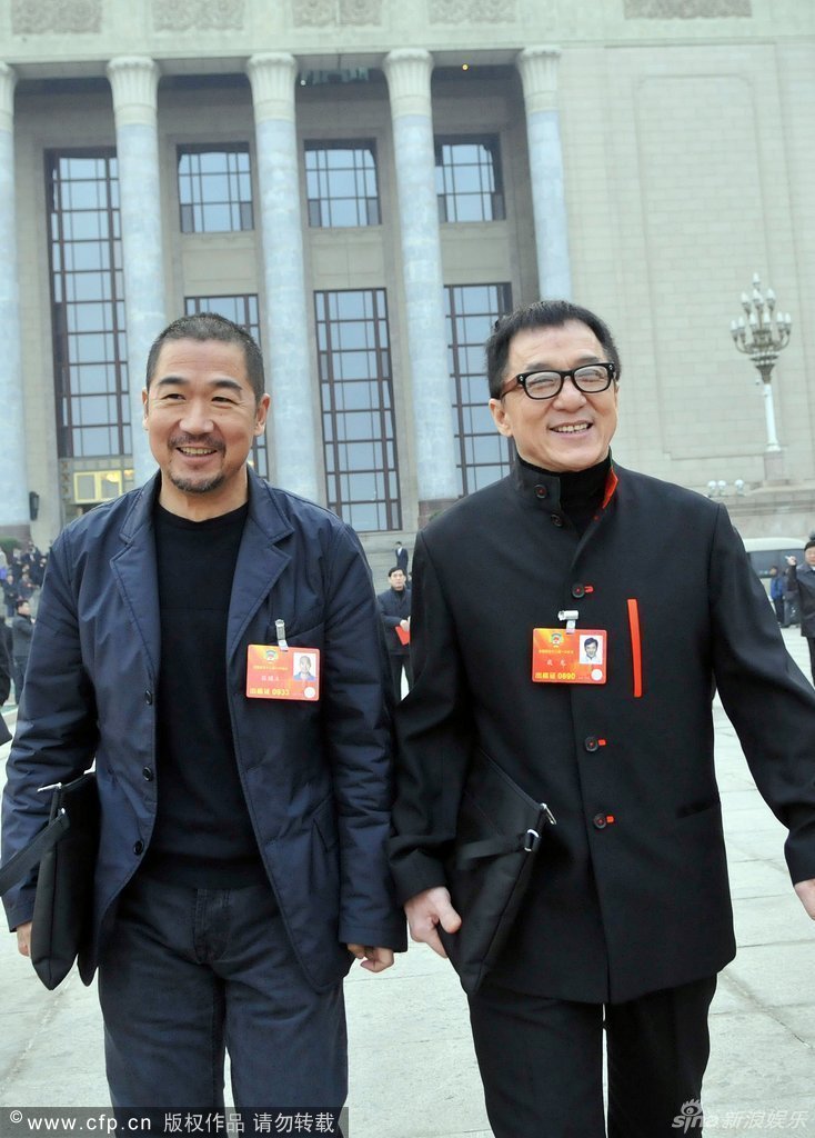 成龍張國立馮小剛開心合影