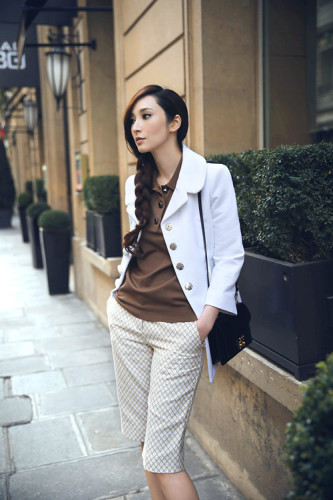 ��������b�Y������͸¶��������