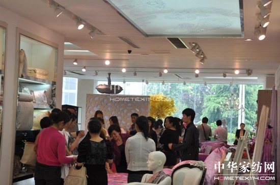 2013���z�ﶬ��Ʒӆ؛��(hu��)�����չ�