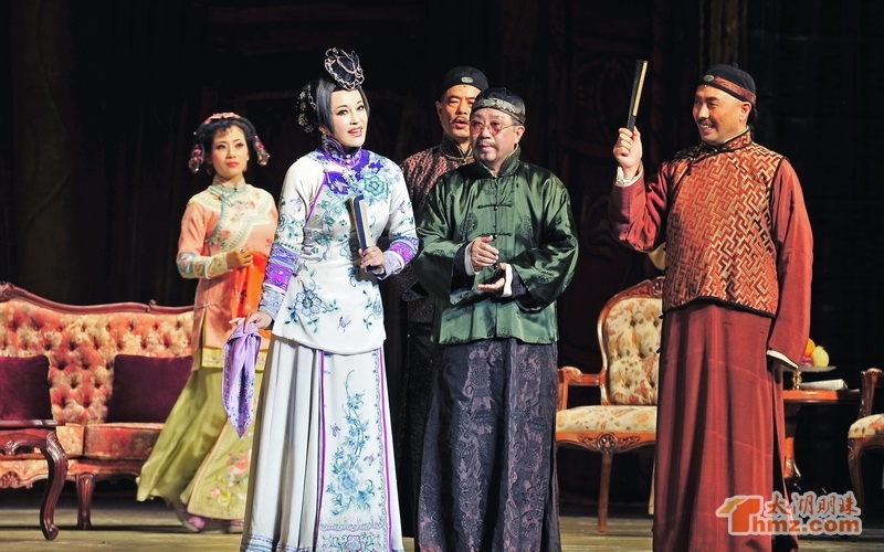 "風華絕代"無錫首演劉曉慶風采依舊