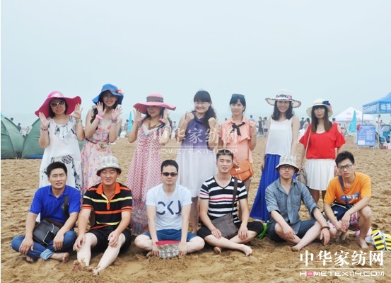 凝聚青春正能量 共筑色彩寶縵夢