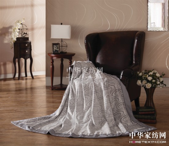 寶縵家紡夏意濃濃卻已見秋