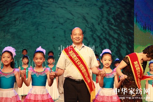 ʢ����L���Ͻ̫@�С�����ģ����������