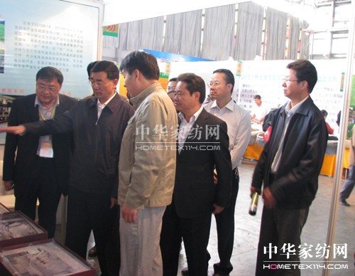玖久絲綢家紡達(dá)成國(guó)內(nèi)外意向客戶50多位