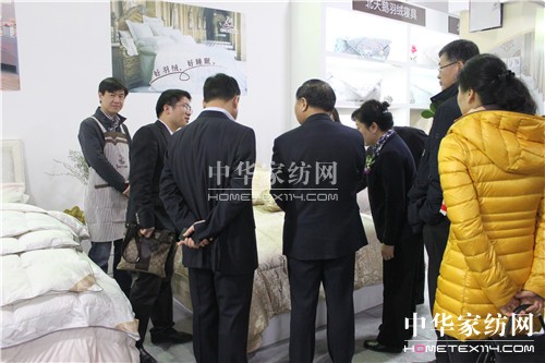 第五屆蕭山國際羽絨節(jié)開幕儀式舉行