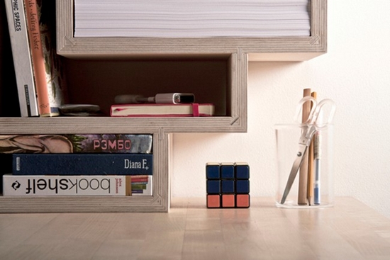 �M�Q���������������