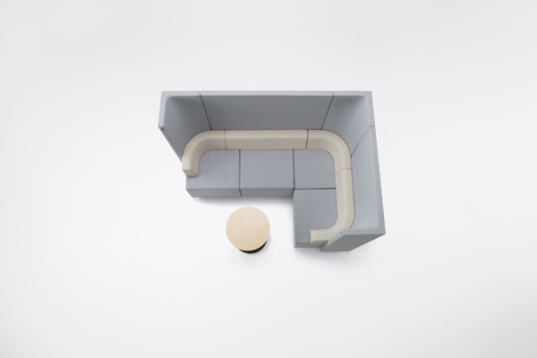 “小括號(hào)”形狀的沙發(fā)(2)