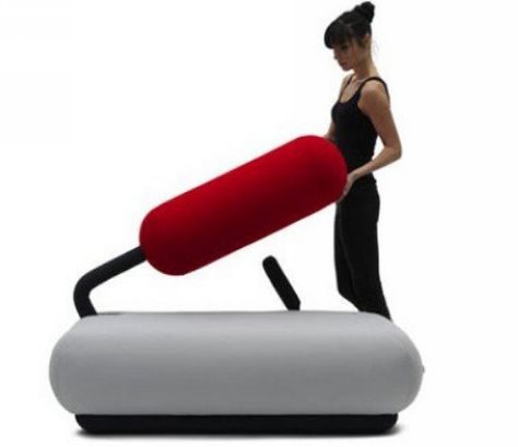 “拳擊沙發位”讓你的壓力充分宣泄