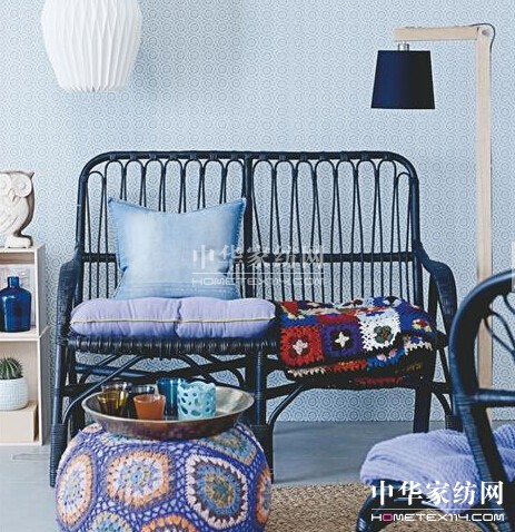 隨行邊桌隨時配合居家生活