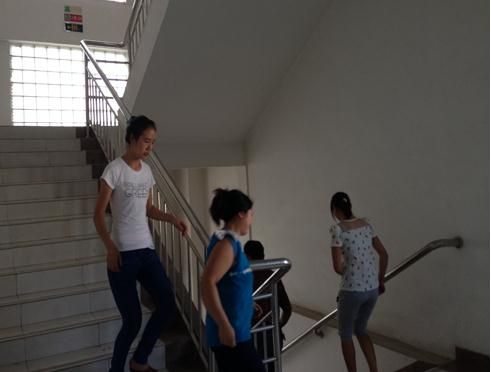 ��·�Ҽ��M(j��n)����������(x��)������(qi��ng)�T��������ȫ���R