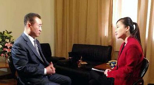 首富的焦慮,折射傳統(tǒng)商業(yè)危機