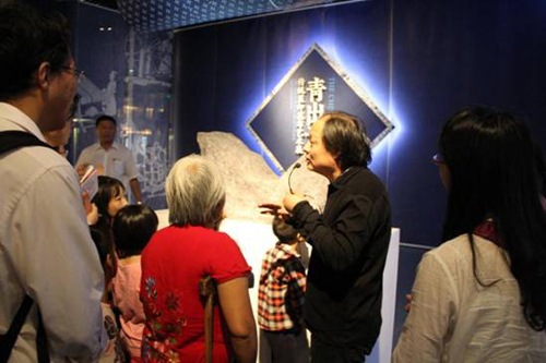 杭州舉辦傳統(tǒng)藍(lán)印花布藝術(shù)展