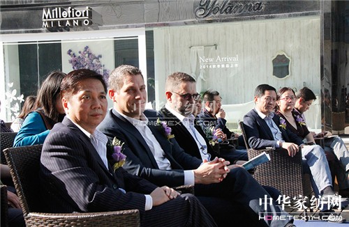 �_�R�Ҽ������ں������s�xʽ��ý�w�l(f��)����ʢ��Ļ