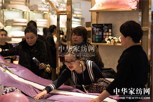 ������ɼ��F�������һվʽ�Ҿ������w��^�����L��׿չ