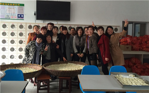 �ûʼ��F���P����������Т�ĳɾ�����Ů��