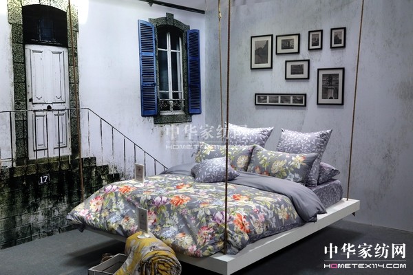 �������F���L���--�����A���_��Ʒ�ɹ��l��