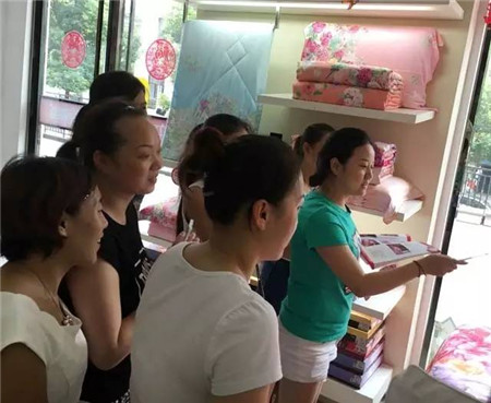 �Pʢ�Ҽ���������񹲾���ͬ���＾�x��