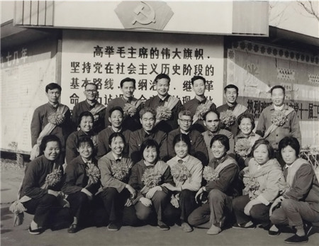 ����˹�Ҽ�����ǧ��·�ƺ�����ʮ��݆������