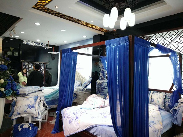 ���m����׃2017��������Ʒ�l(f��)���ߠI(y��ng)�N���(hu��)�o���I����