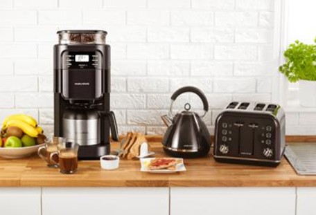 ˲�g��߆����������Ҹ��е�С������M��2017���ڶYƷ�Ҿ�չ��