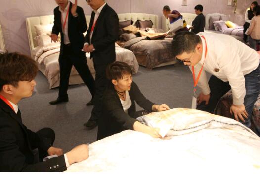 艾萊依家紡2017秋冬新品發布會圓滿落幕