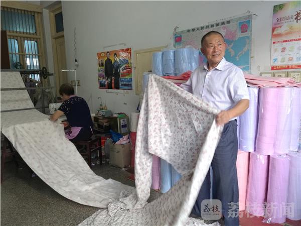 看中國家紡城經(jīng)濟強村的“第一書記”如何引領(lǐng)黨建“薄弱村”邁向“示范村”