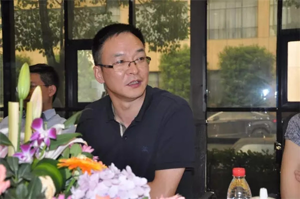 �����Ҽ��f�����L��һ������؛�M�M