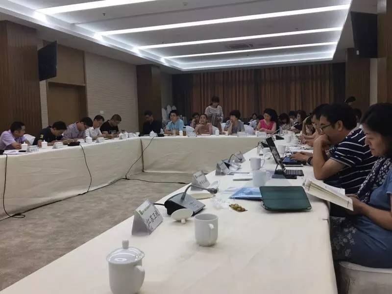 第19屆江蘇服裝節(jié):14家紡服特色小鎮(zhèn)“搭臺(tái)唱大戲”