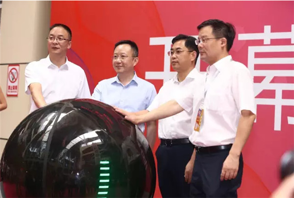 �����Ҳ�����20�d�L(f��ng)��ͬ�У����٬F(xi��n)���L(f��ng)