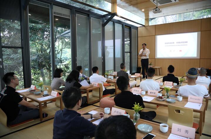 ����Ȼ���ؾ�����������һ�����ӵİl����