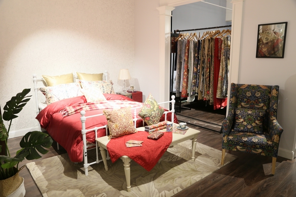 ���������ںϰl(f��)չ������L����Ī��˹