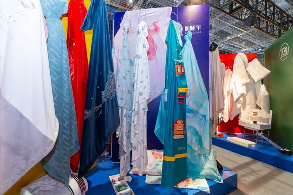 �M�F���ഺ���Ҽ�չ����Ҽ�ӡ��˄��¼Ҽ��a�I�����B