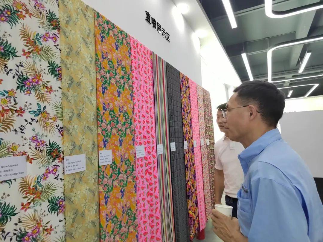 ��ʼ���Ʒ��(sh��)�aӡˇչʾ���ĳɹ���Ļ���F(xi��n)��(ch��ng)�l(f��)������ذ���Ʒ